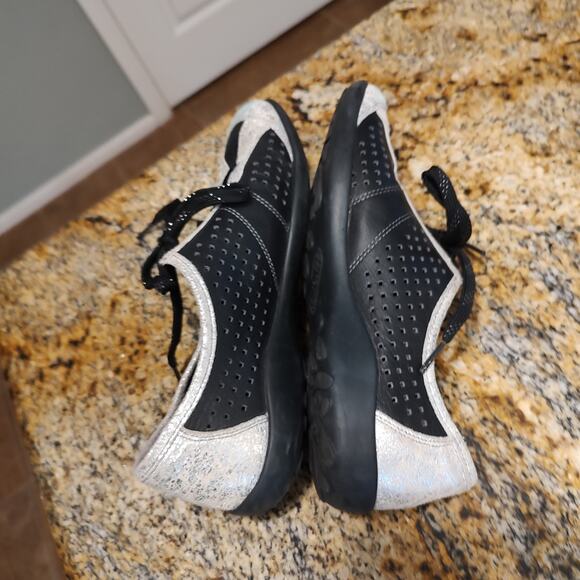 Rieker Remonte Women's Sneakers Size US 8 EU 39 Black Silver - Stylish Comfort - Picture 7 of 15